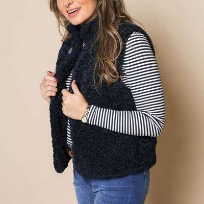 🌧️ Van deze outfits met laagjes wordt je op grijze dagen heel vrolijk