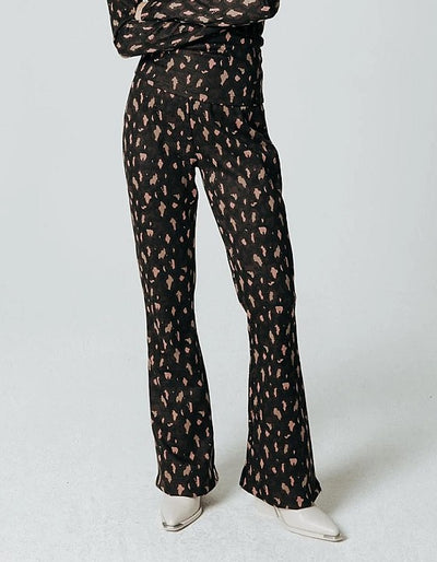 Jolie leopard flare pants